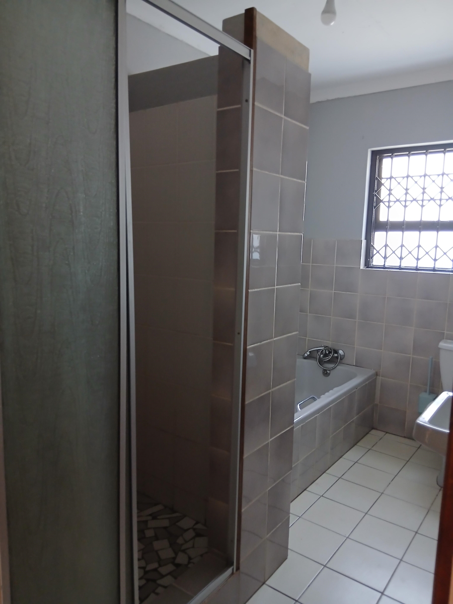3 Bedroom Property for Sale in Pellsrus Eastern Cape